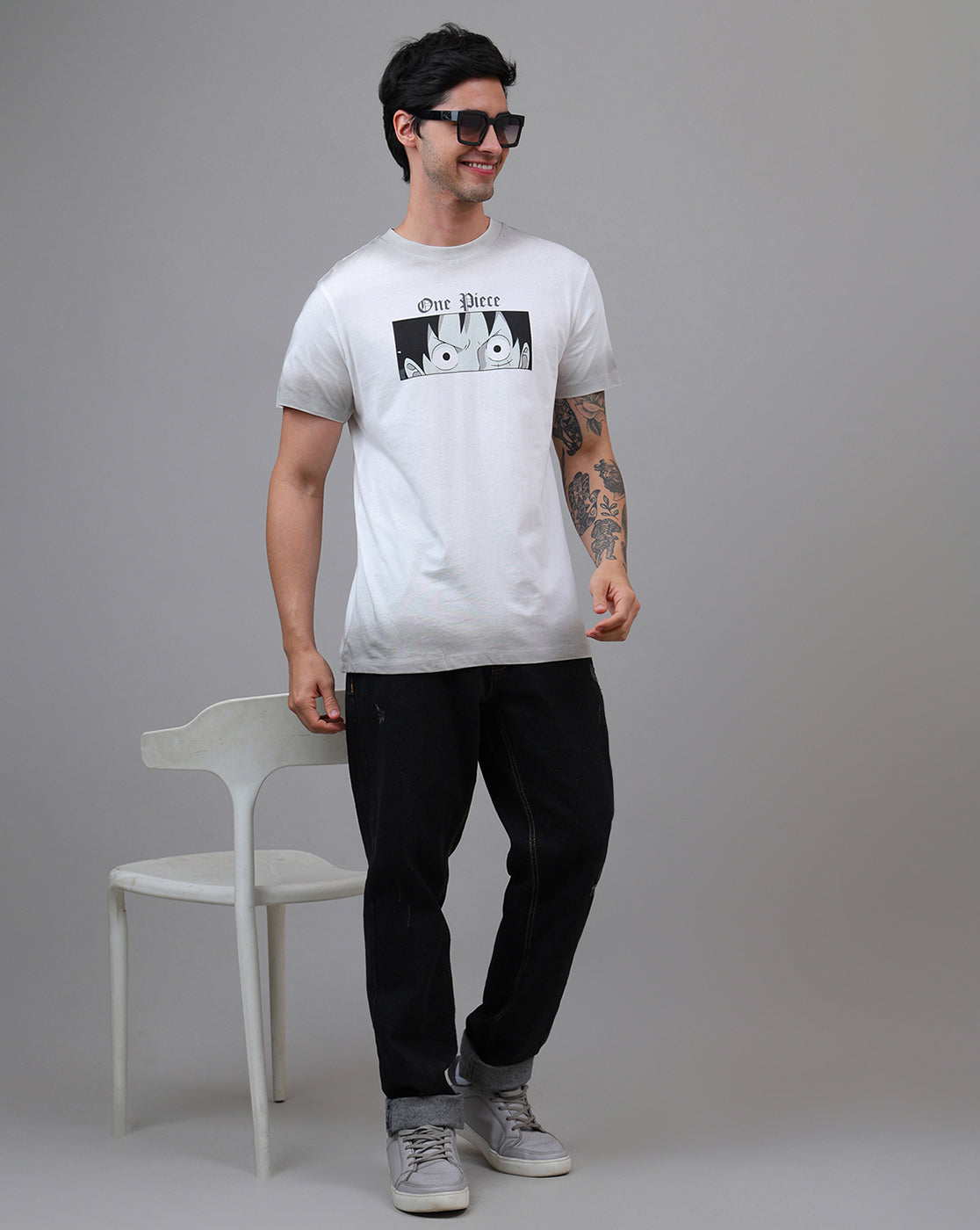One Piece: Luffy Anime Printed Pure Cotton Off White Regular Fit Tshirt For Men