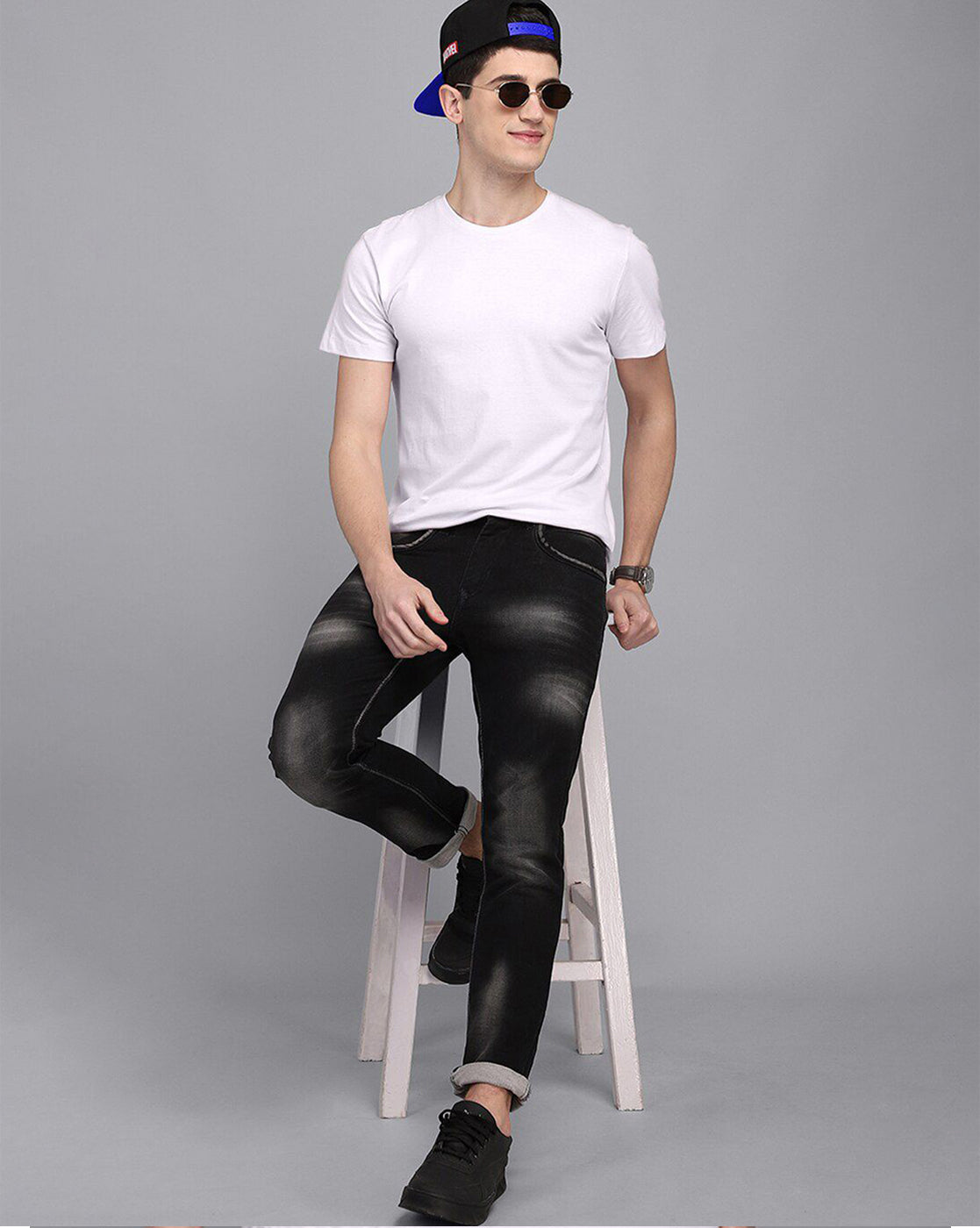 Men White Regular Fit Tshirt