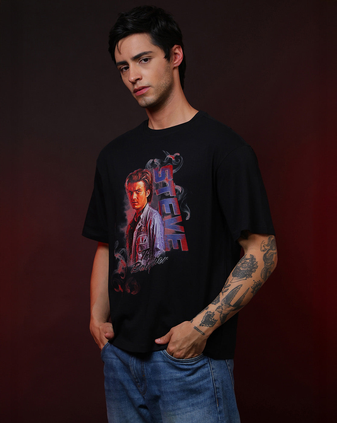 Stranger Things Steve Harrington The Babysitter Oversized Tshirt Unisex