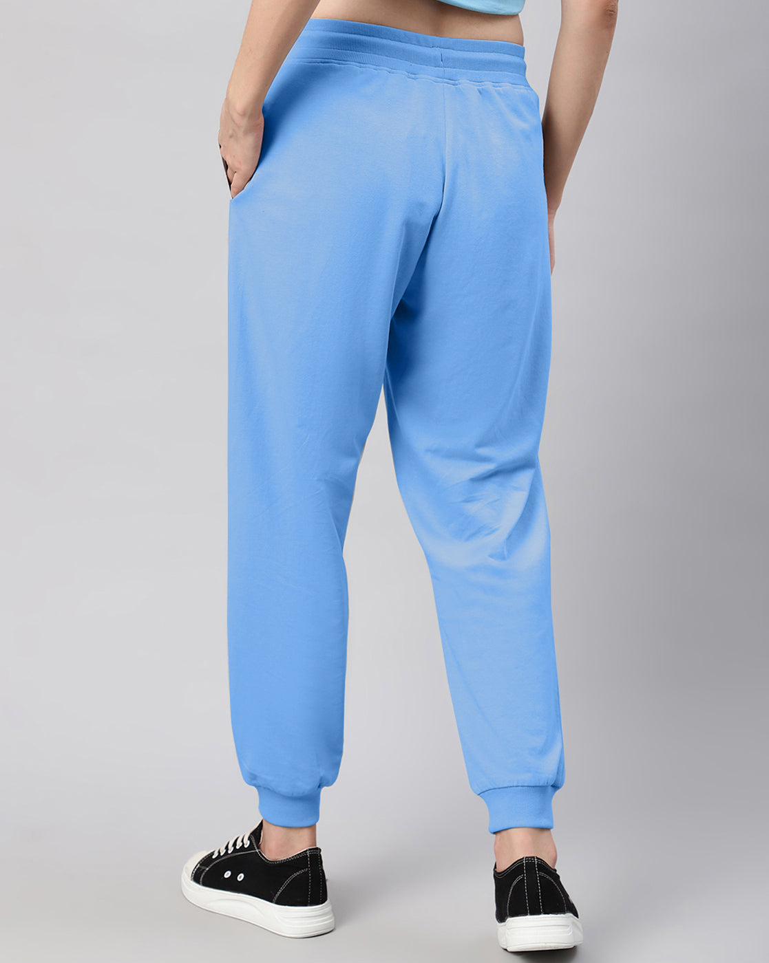 Garfield Mid-Rise Jogger Women