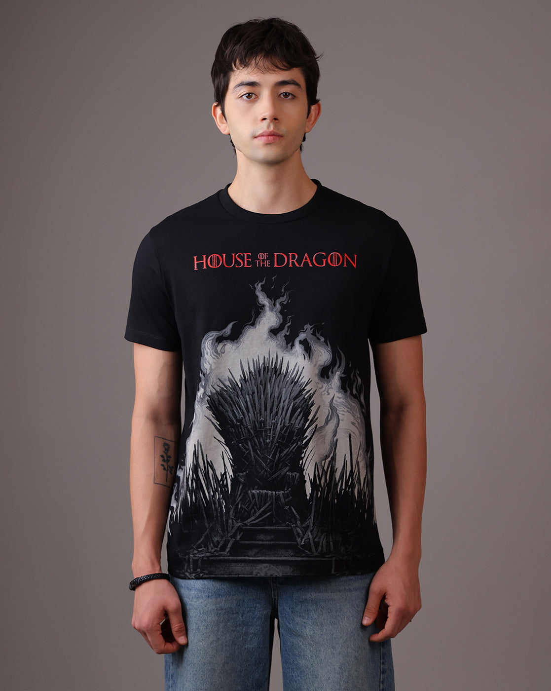 House of the Dragon Iron Throne Regular Fit Tshirt