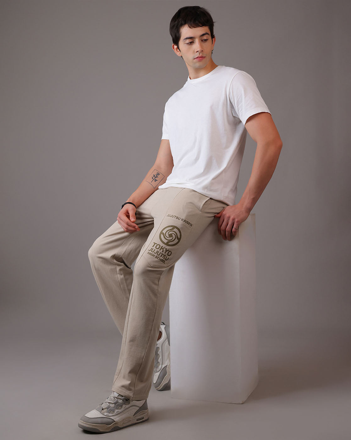 Jujutsu Kaisen Regular Fit Joggers Men