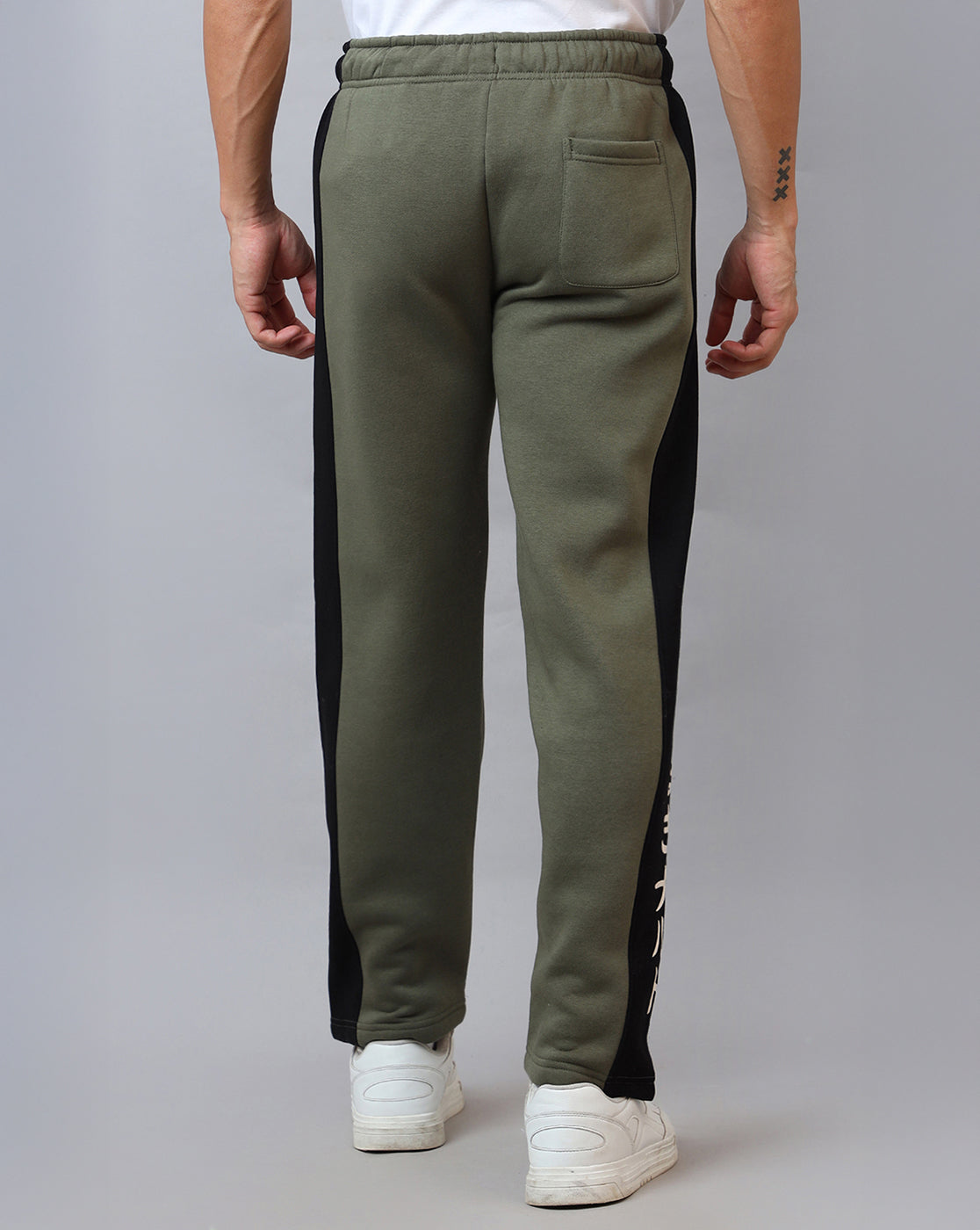 Naruto Printed Regular Fit Trackpant For Men