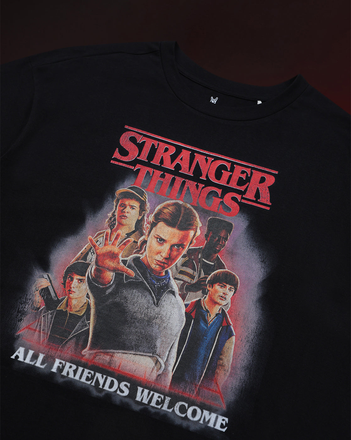 Stranger Things All Friends Welcome Oversized Tshirt Unisex