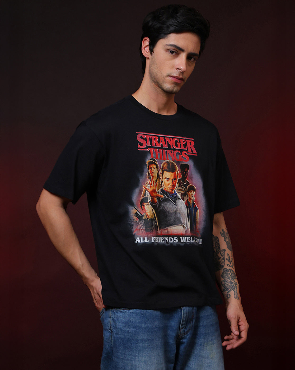 Stranger Things All Friends Welcome Oversized Tshirt Unisex