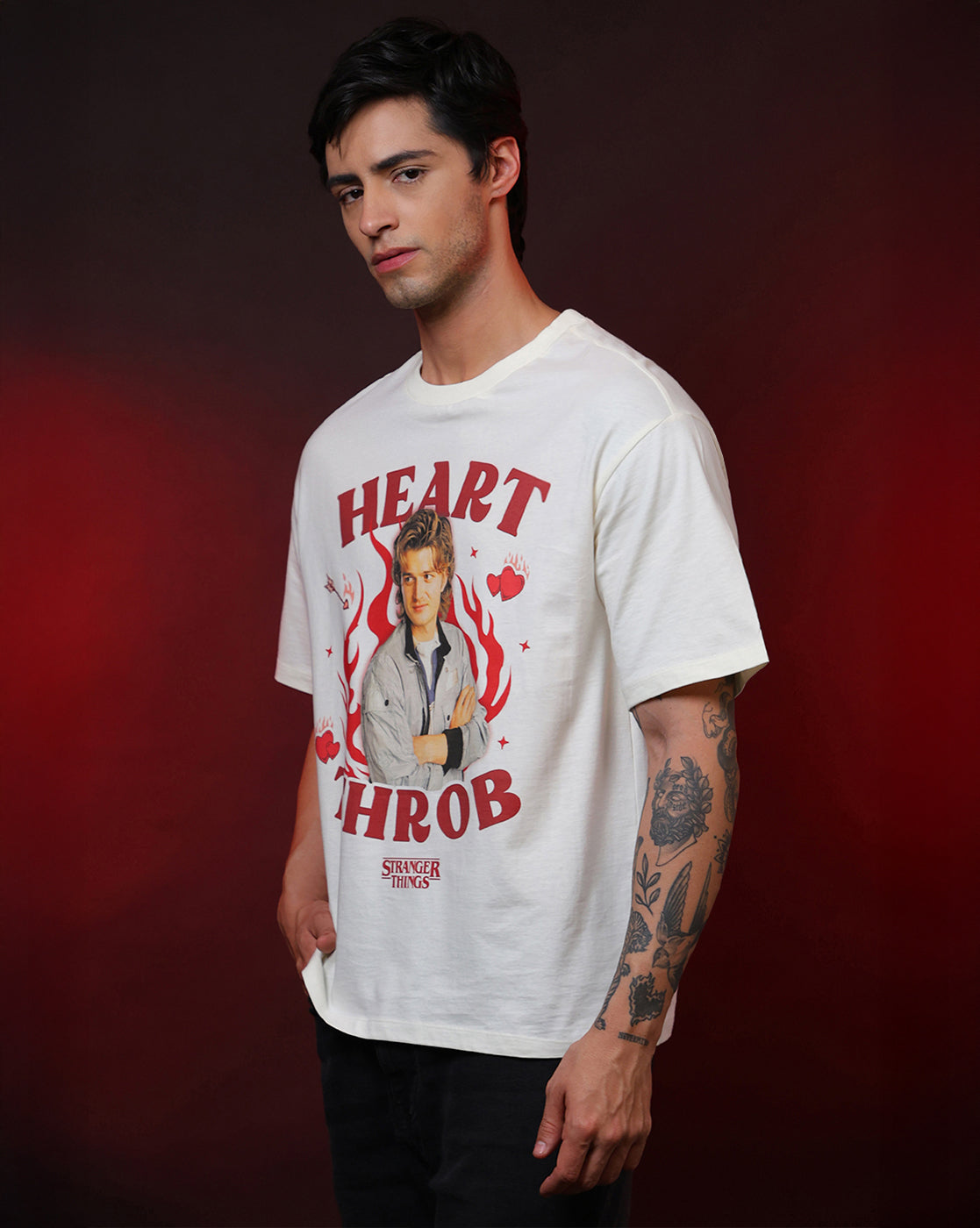 Stranger Things Steve Harrington Heart Throb Oversized Tshirt Unisex