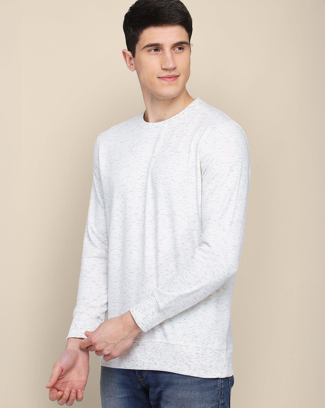 Men White Regular Fit Sweatshirt