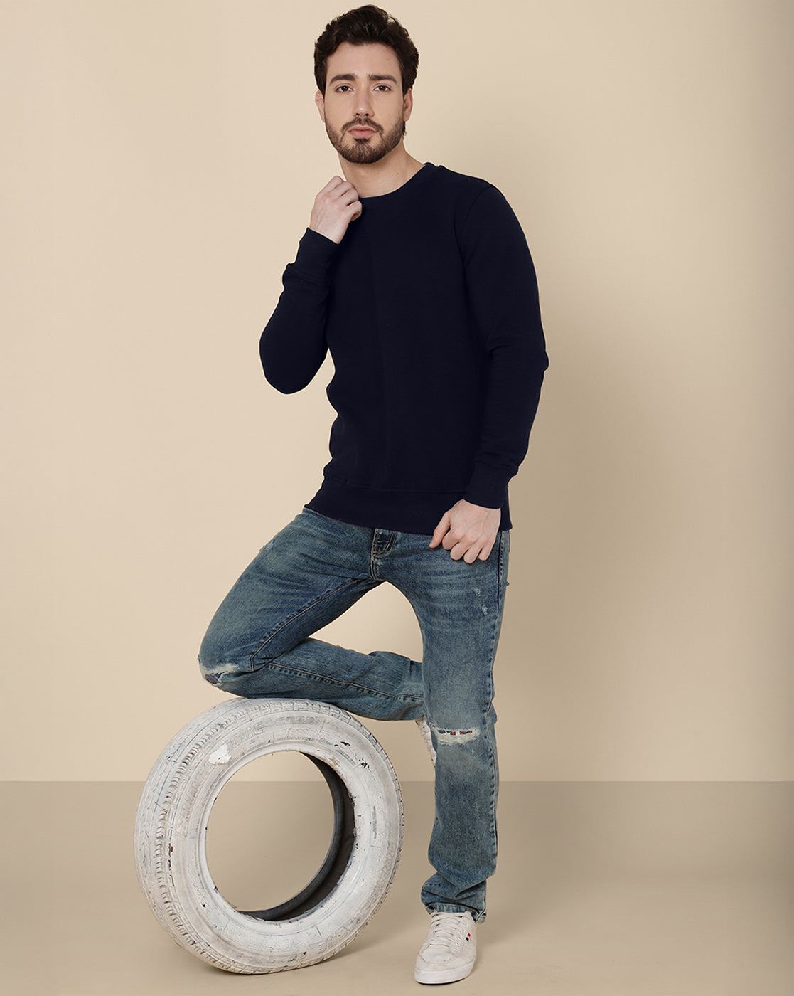 Men Navy Blue Regular Fit Sweatshirt