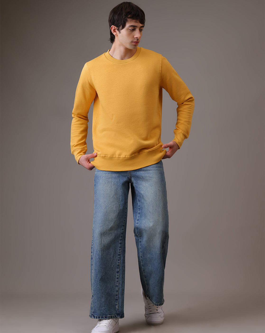 Men Yellow Regular Fit Sweatshirt